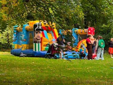 Kamp-, speel- en recreatiemateriaal - regio Gent + Brasschaat