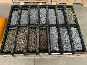 Vente aux enchères en ligne Bevestigingsmaterialen, schroeven, moeren, bouten van o.a. Wurth, Rotadrill, Spax, Heco en Fischer