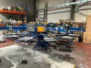 Online veiling Textiel bedrukkingsmachines, textielvoorraad en kantoormeubilair