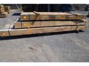 Online veiling Tropisch hout, eiken balken &amp; planken wegens stockopruiming