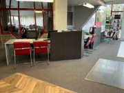 Online veiling Winkelmeubilair